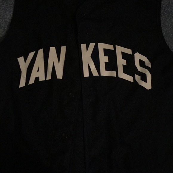 Yankees jersey - Picture 2 of 4